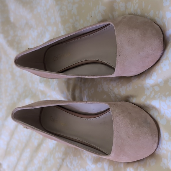 Calvin Klein Pumps - Picture 3 of 7